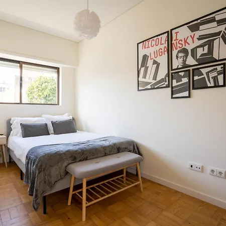 Heights By Lovelystay Apartment Porto