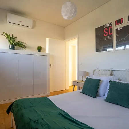 Apartamento Heights By Lovelystay